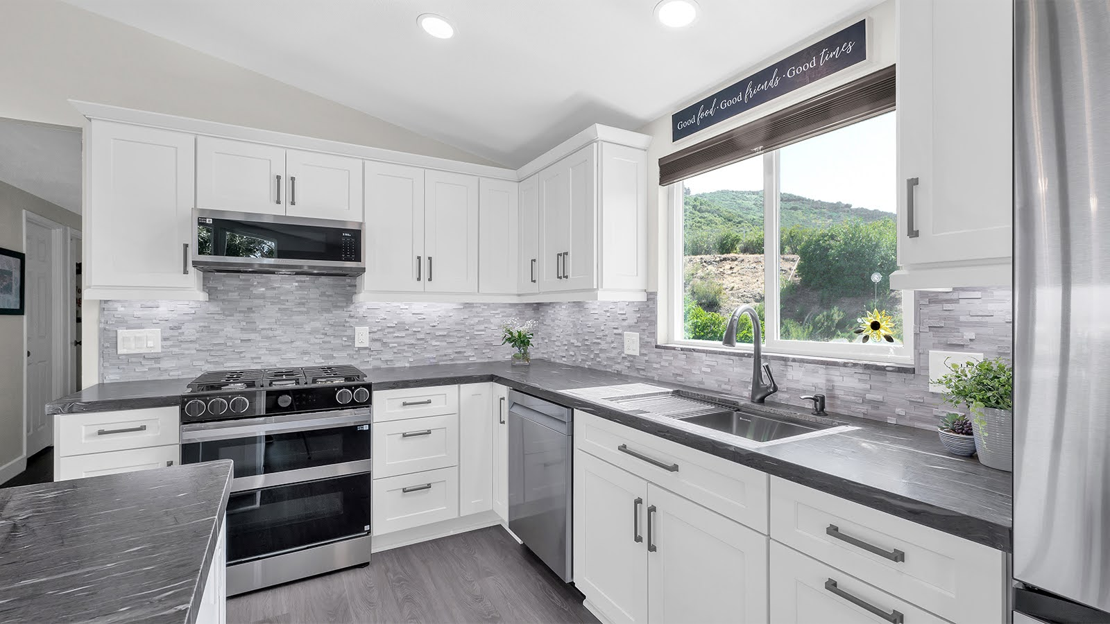 In-Stock Cabinets