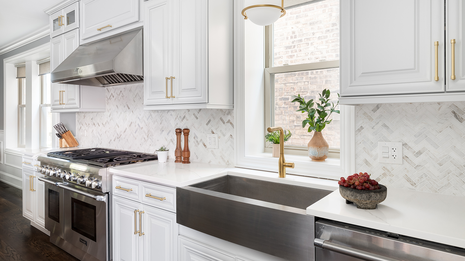 Charleston Pure White
