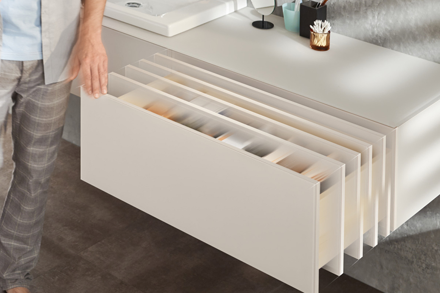 TIP-ON MOVENTO push-to-open Wilsonart drawer option